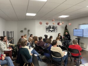 Petit-déj’ partenaire : un temps d’échanges approfondi avec la PJJ dans les locaux d’Arpège