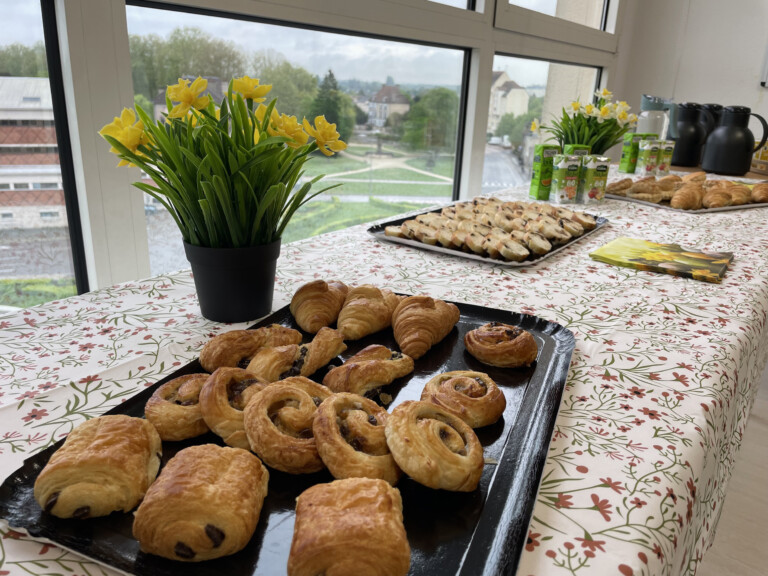 petit dej' partenarial organisé par Arpège 10